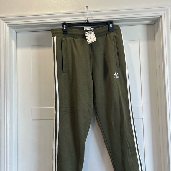 Adidas Green Track sweatpants men’s L - Picture 1 of 4